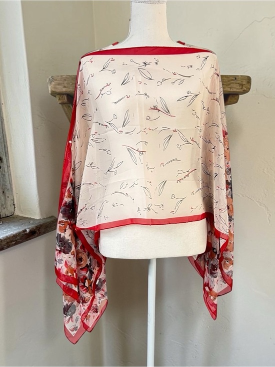 Show Accessories - Red Gray Cream Cottagecore Floral Convertible Scarf Wrap Kimono NWT